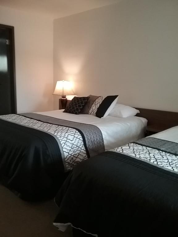 רדיום הוט ספרינגס Alpen Motel מראה חיצוני תמונה