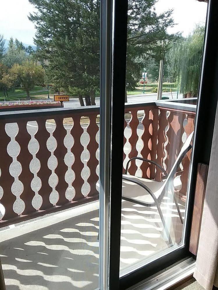 רדיום הוט ספרינגס Alpen Motel מראה חיצוני תמונה