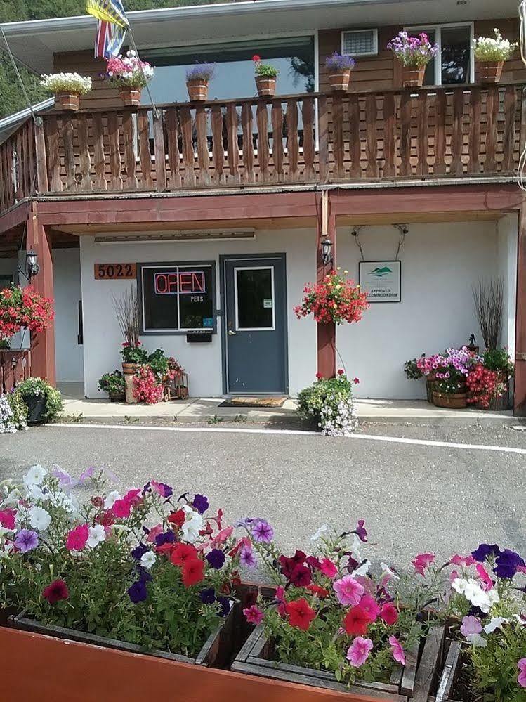 רדיום הוט ספרינגס Alpen Motel מראה חיצוני תמונה